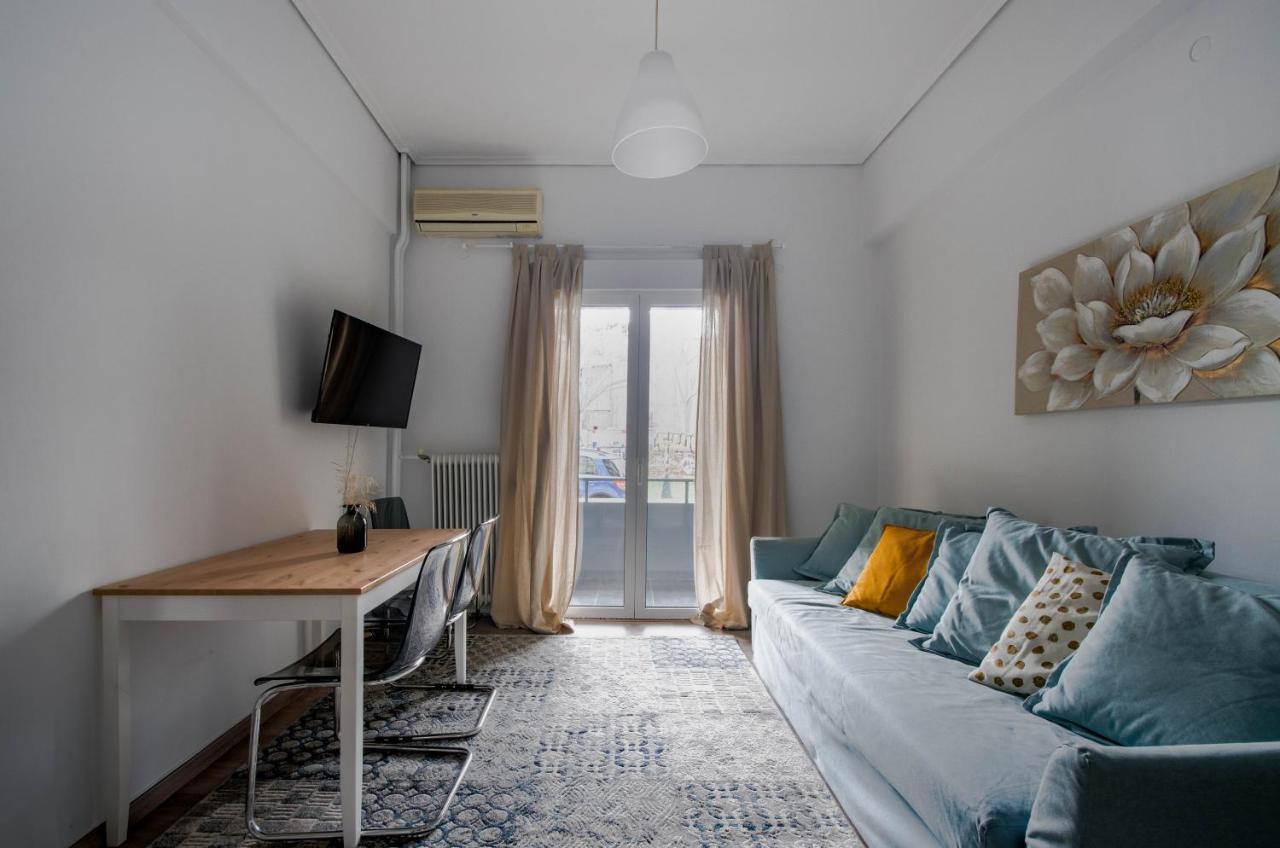 New Renovated 1B Apartment Close To Historic Center Атина Екстериор снимка