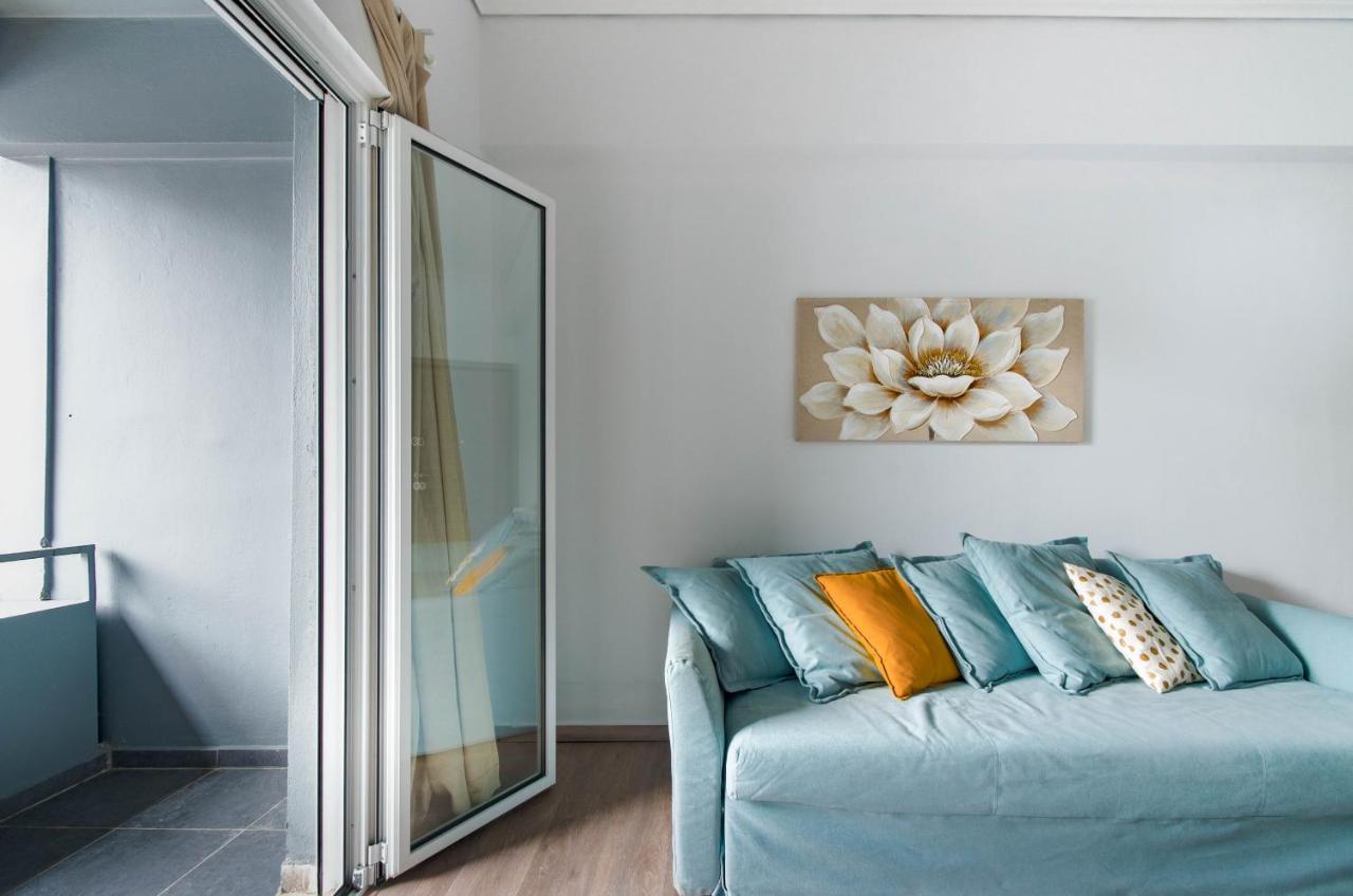 New Renovated 1B Apartment Close To Historic Center Атина Екстериор снимка